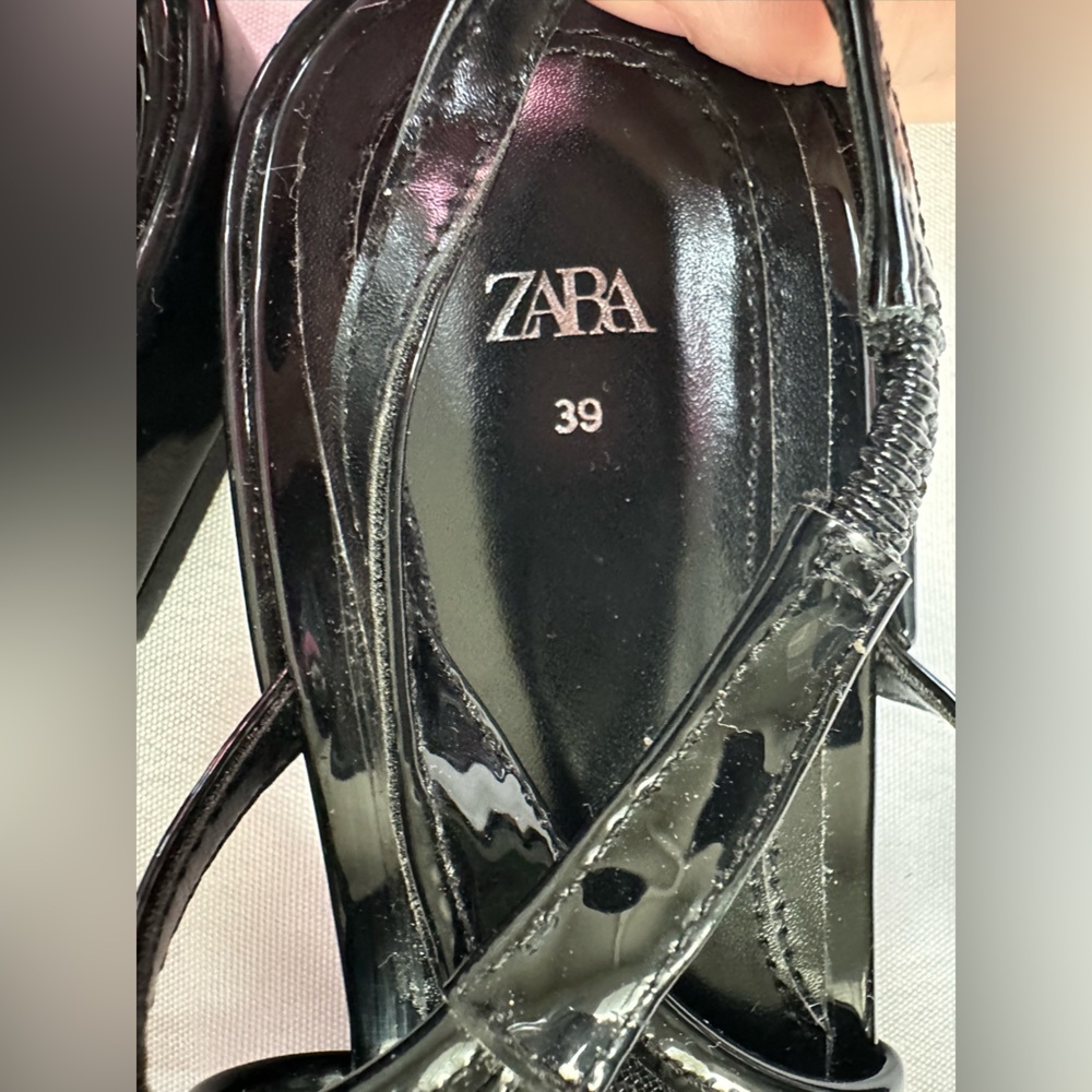 Zara Mary Jane Black Mesh and Patent Slingback Flats Blogger Favorite Size 8 - Picture 7 of 8